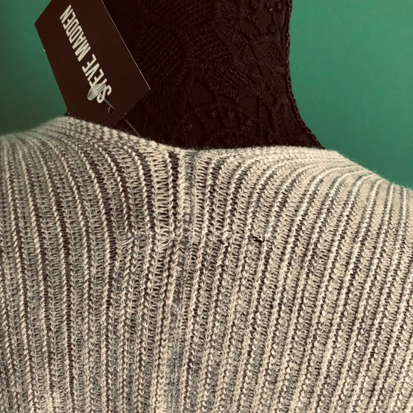 STEVE MADDEN Gray Ribbed OSFM Jacket Wrap with Fringe NWT - Picture 4 of 6